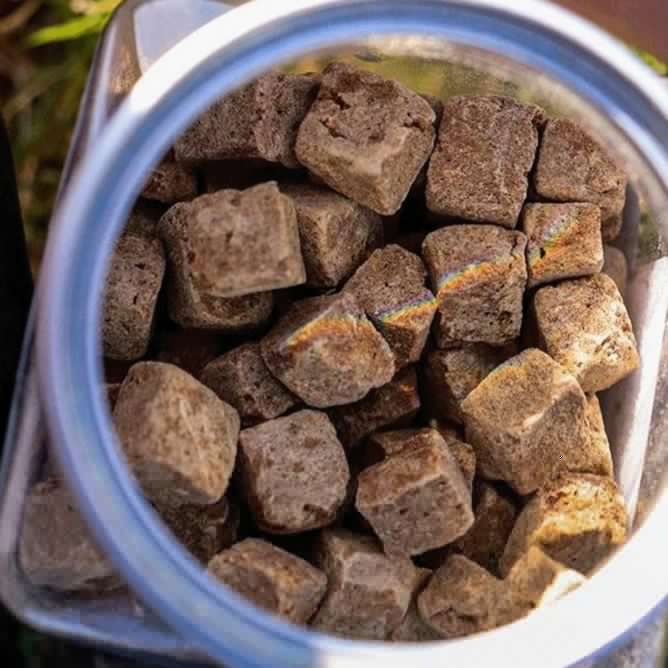 Kiwi Walker Liofilizēti kārumi - Tuncis, 105 g